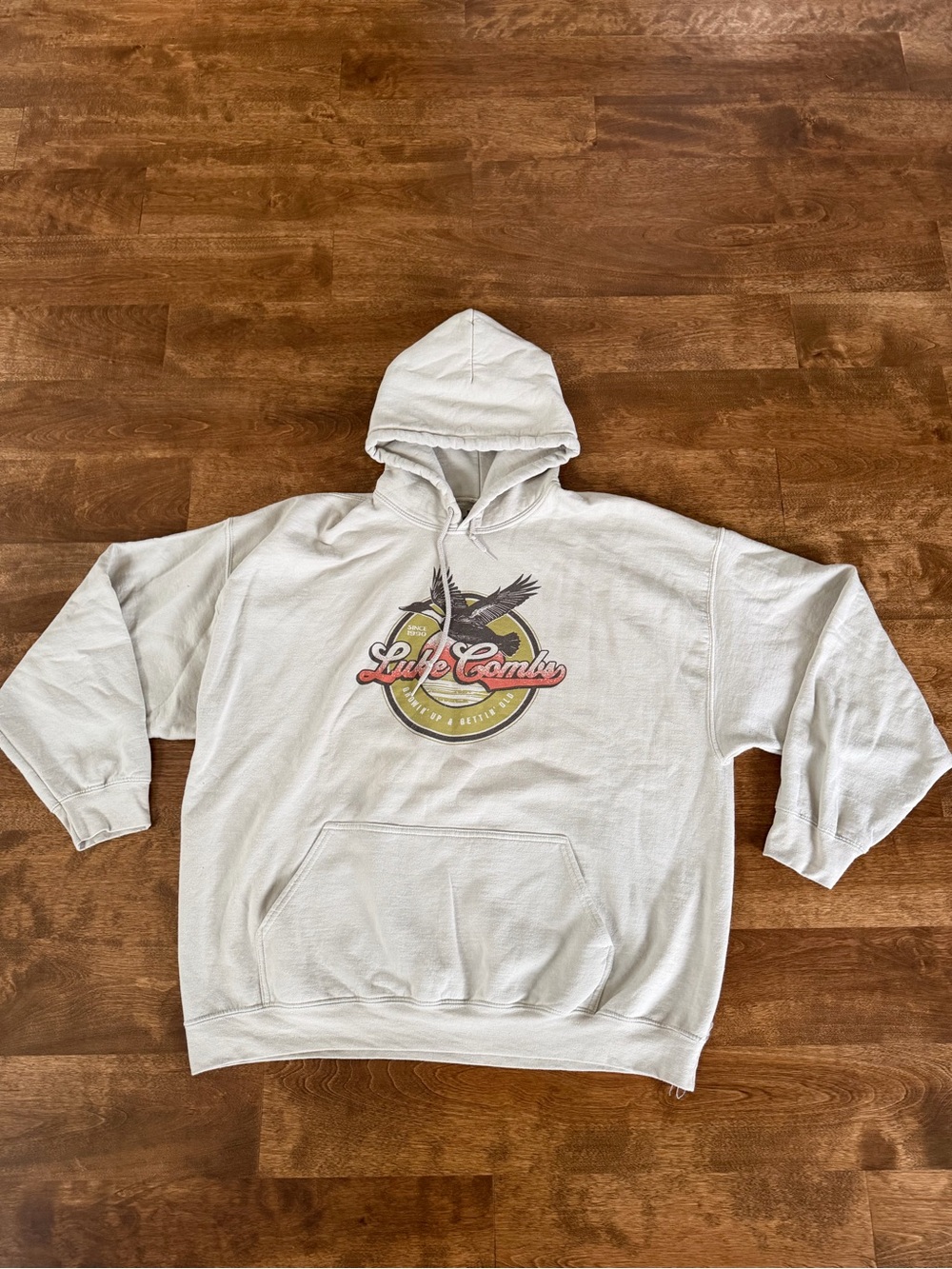 Luke Combs Growin' Up & Gettin' Old 2024 Tour Hoodie – 2XL
